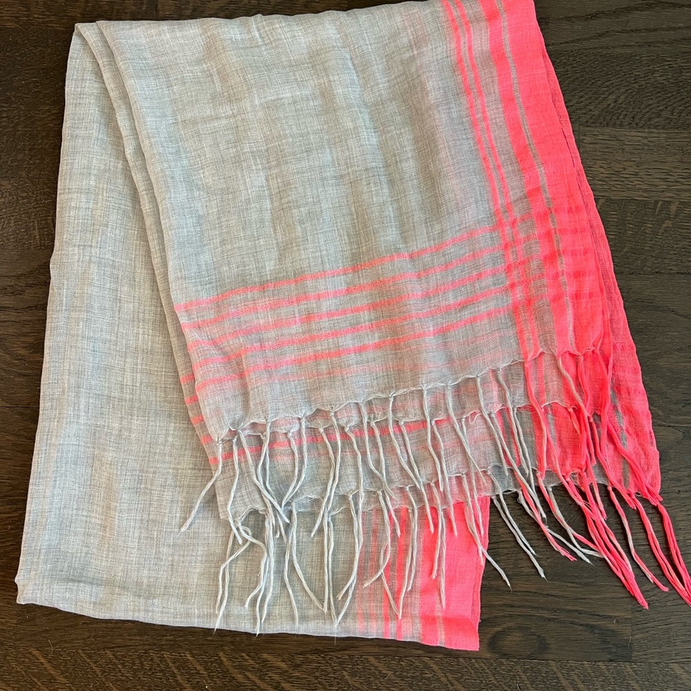 LOFT scarf